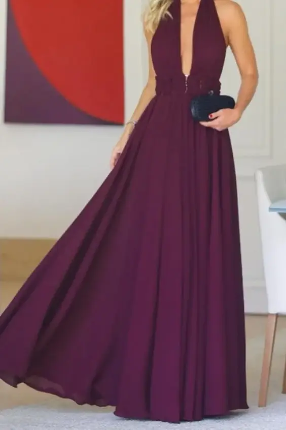 Mulher vestindo roupa sport fino.